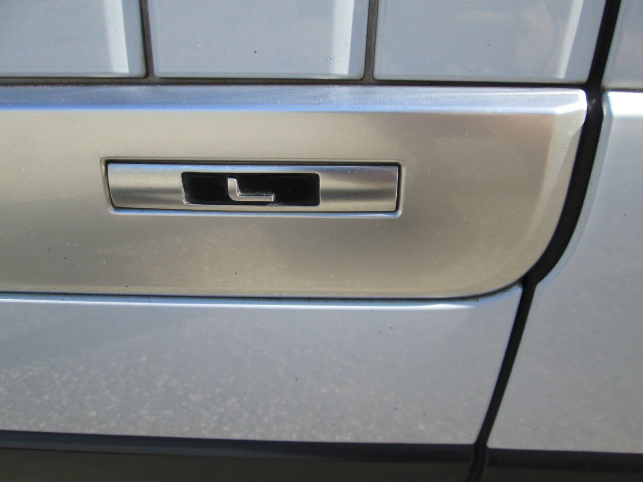 Used 2016 Land Rover Range Rover Long Wheelbase Supercharged image 74