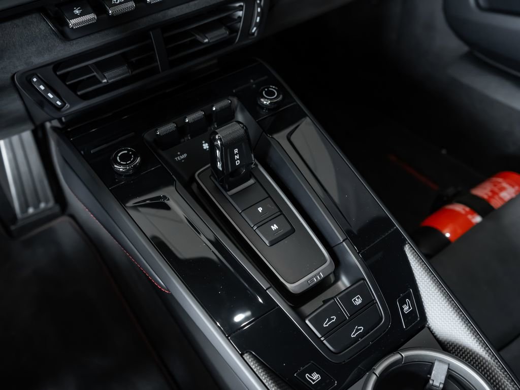 Certified 2025 Porsche 911 Carrera 4 GTS AWD/4WD image 19