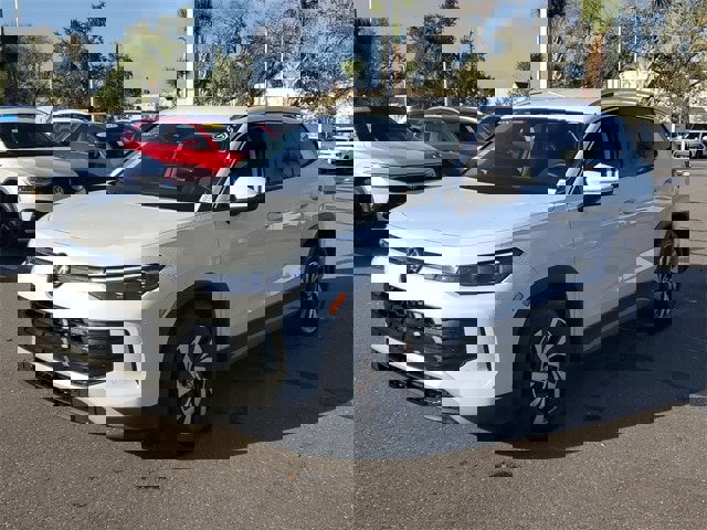 Certified 2025 Volkswagen Tiguan S image 2