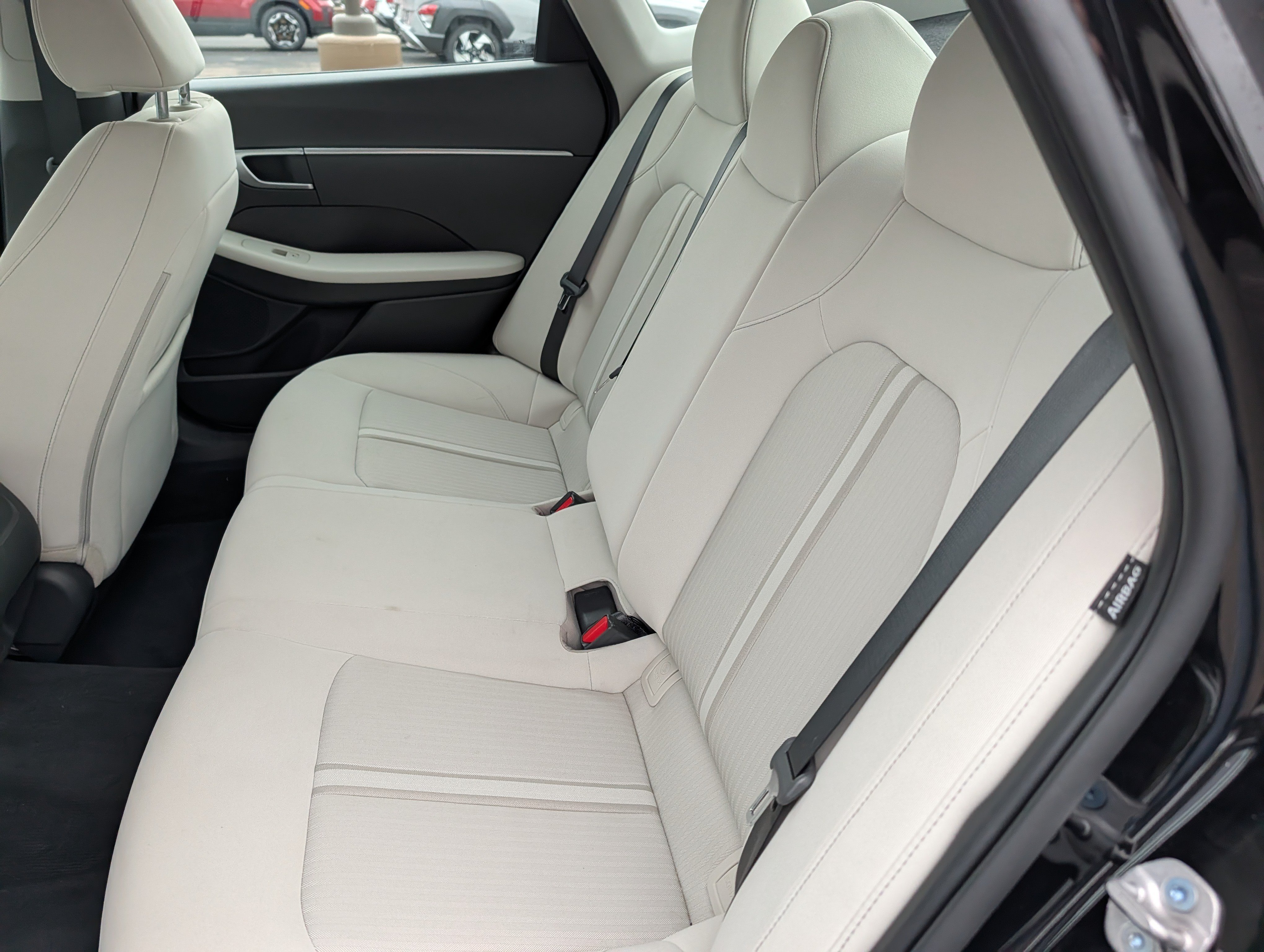 Used 2025 Hyundai Sonata SE FWD image 12
