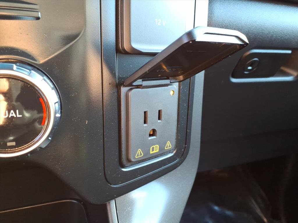 Used 2024 Ford F150 XLT w/ XLT Black Appearance Package image 21