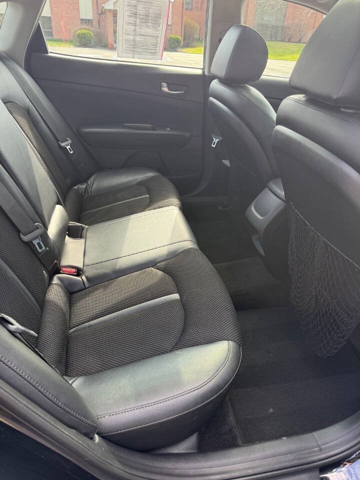 Used 2019 Kia Optima S w/ S Panoramic Sunroof Package FWD image 14