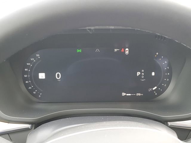 New 2026 Volvo XC60 B5 Plus w/ Protection Package Premier image 10