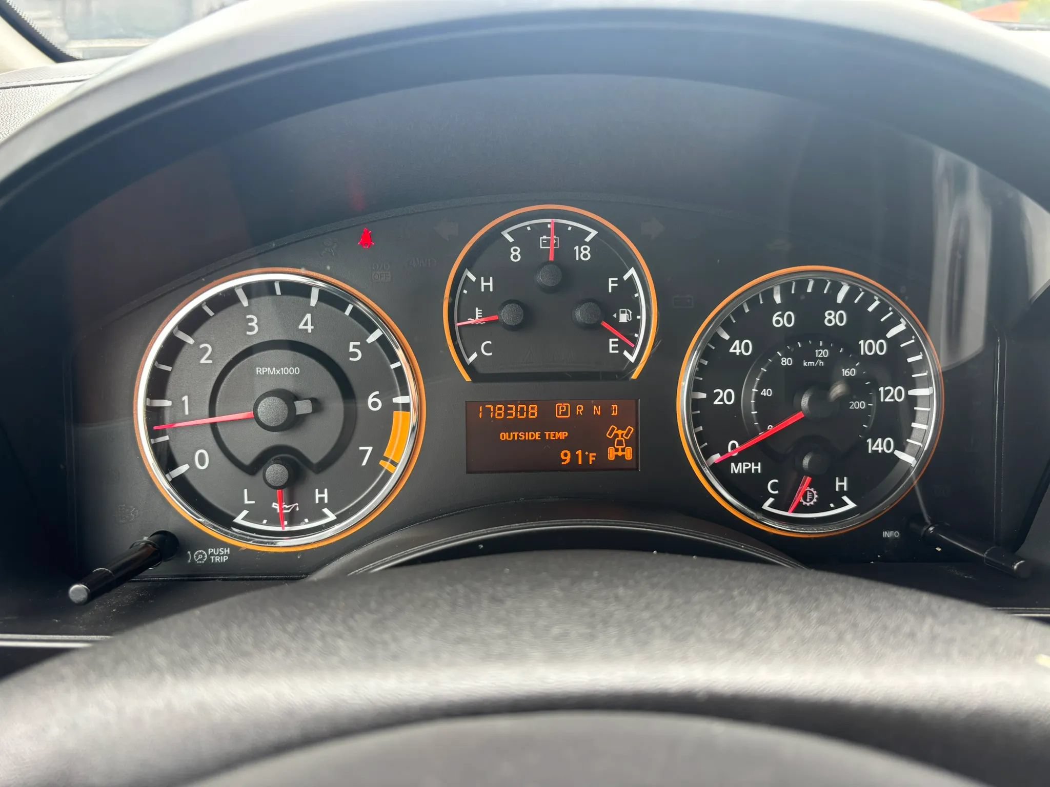 Used 2015 Nissan Titan SL w/ SL Heavy Metal Package AWD/4WD image 14