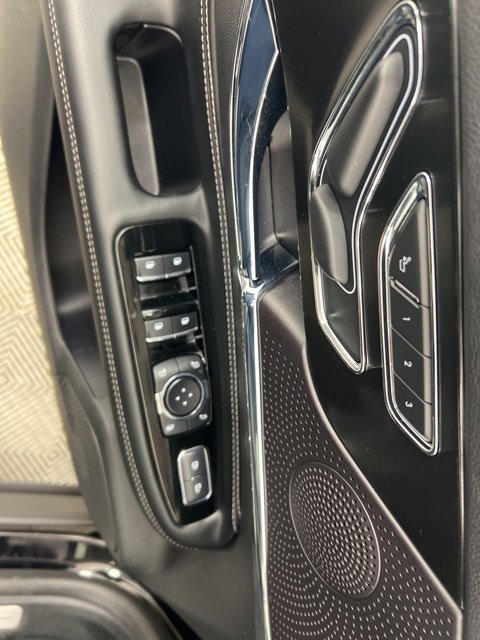 Used 2024 Lincoln Corsair AWD w/ Equipment Group 101A image 13