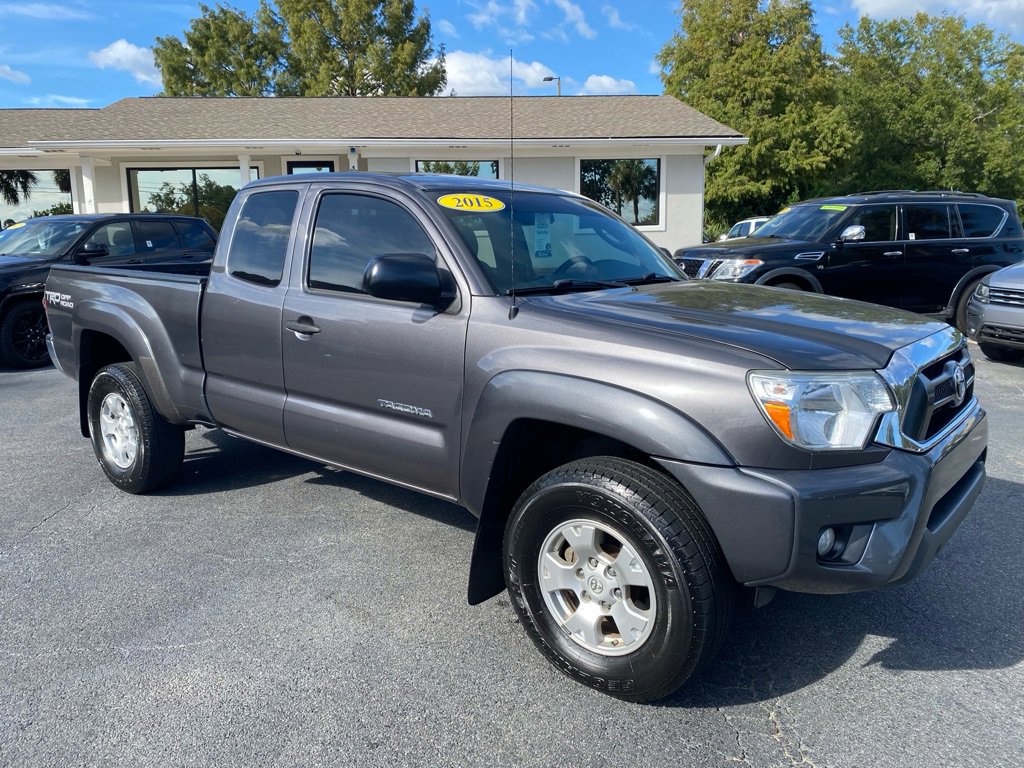Used 2015 Toyota Tacoma PreRunner w/ TRD Off-Road Package RWD image 5