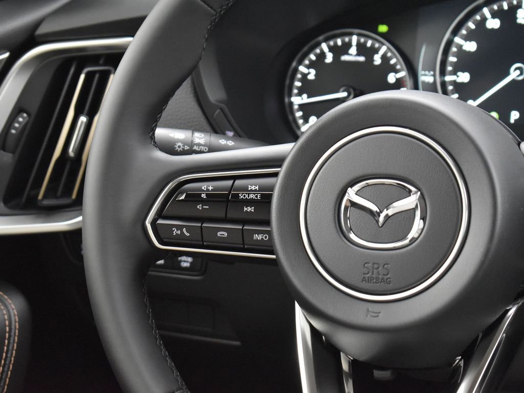 Certified 2025 MAZDA CX-90 3.3 Turbo w/ Preferred Package image 18