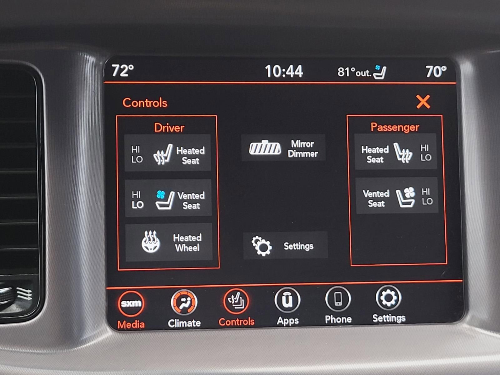 Used 2020 Dodge Charger SXT w/ Plus Group RWD image 25