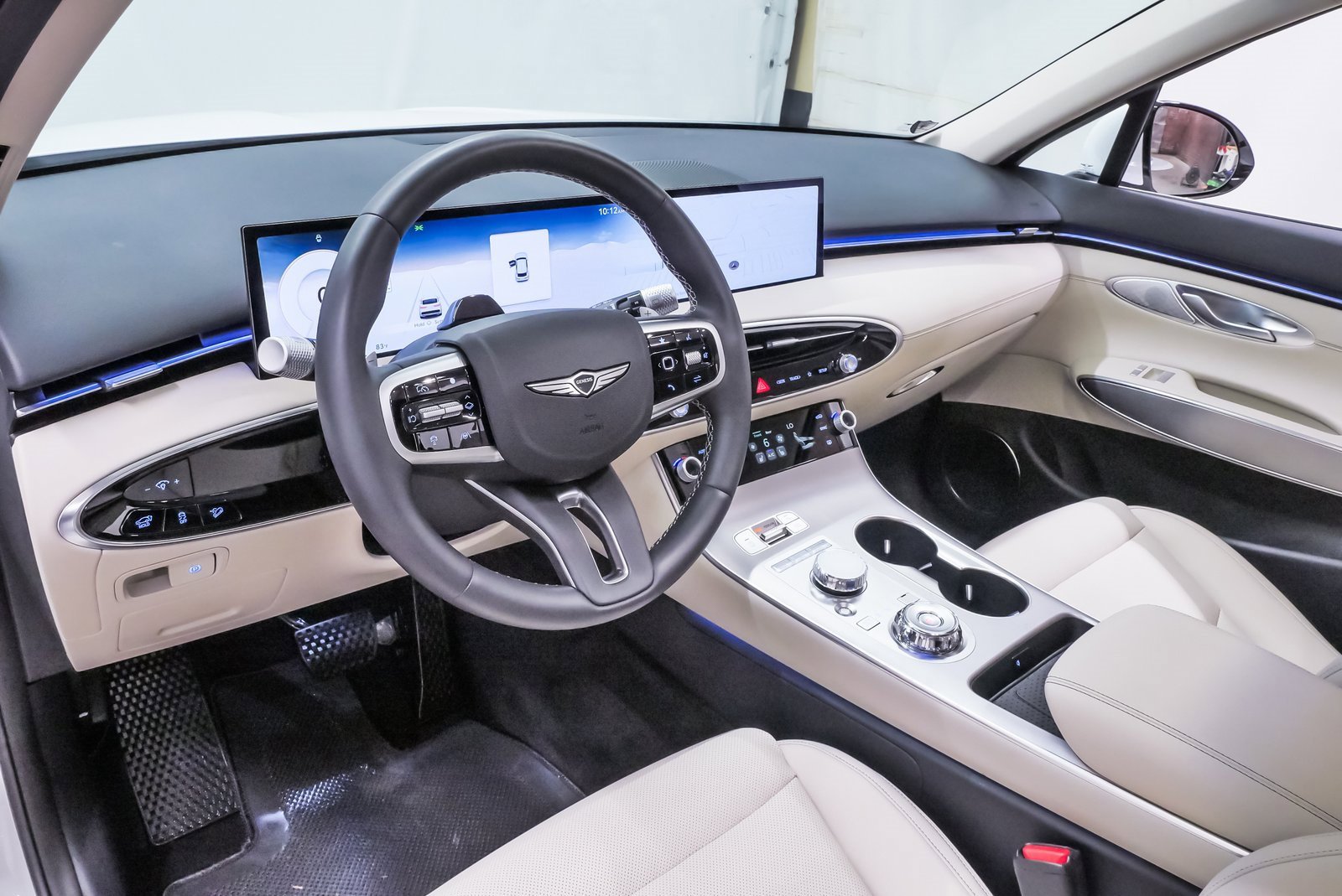 Certified 2026 Genesis GV70 2.5T Select image 2