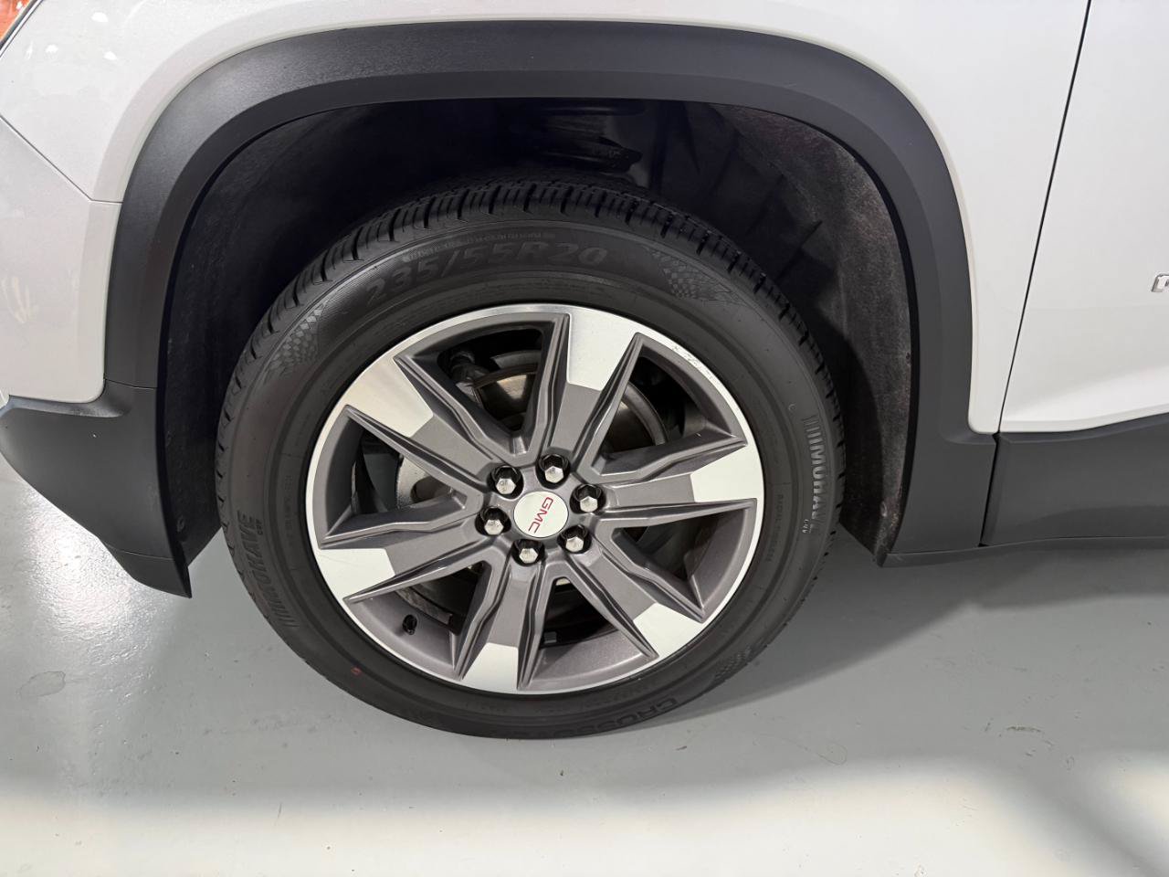 Used 2019 GMC Acadia SLT AWD/4WD image 23