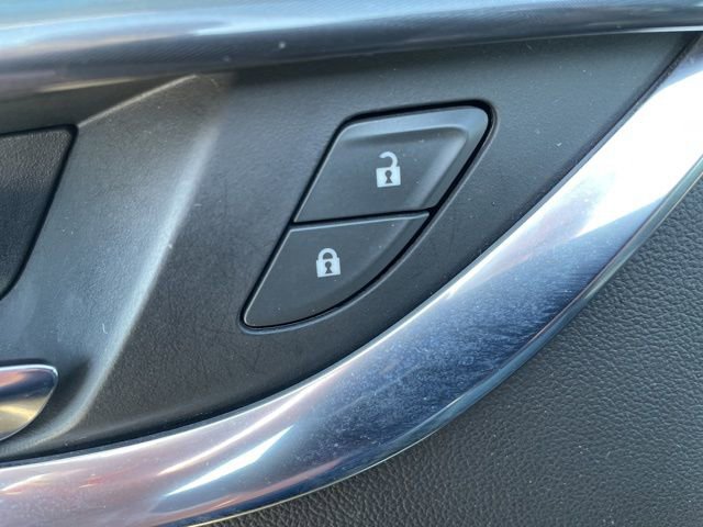 Used 2023 Buick Enclave Essence w/ Experience Buick Package image 12