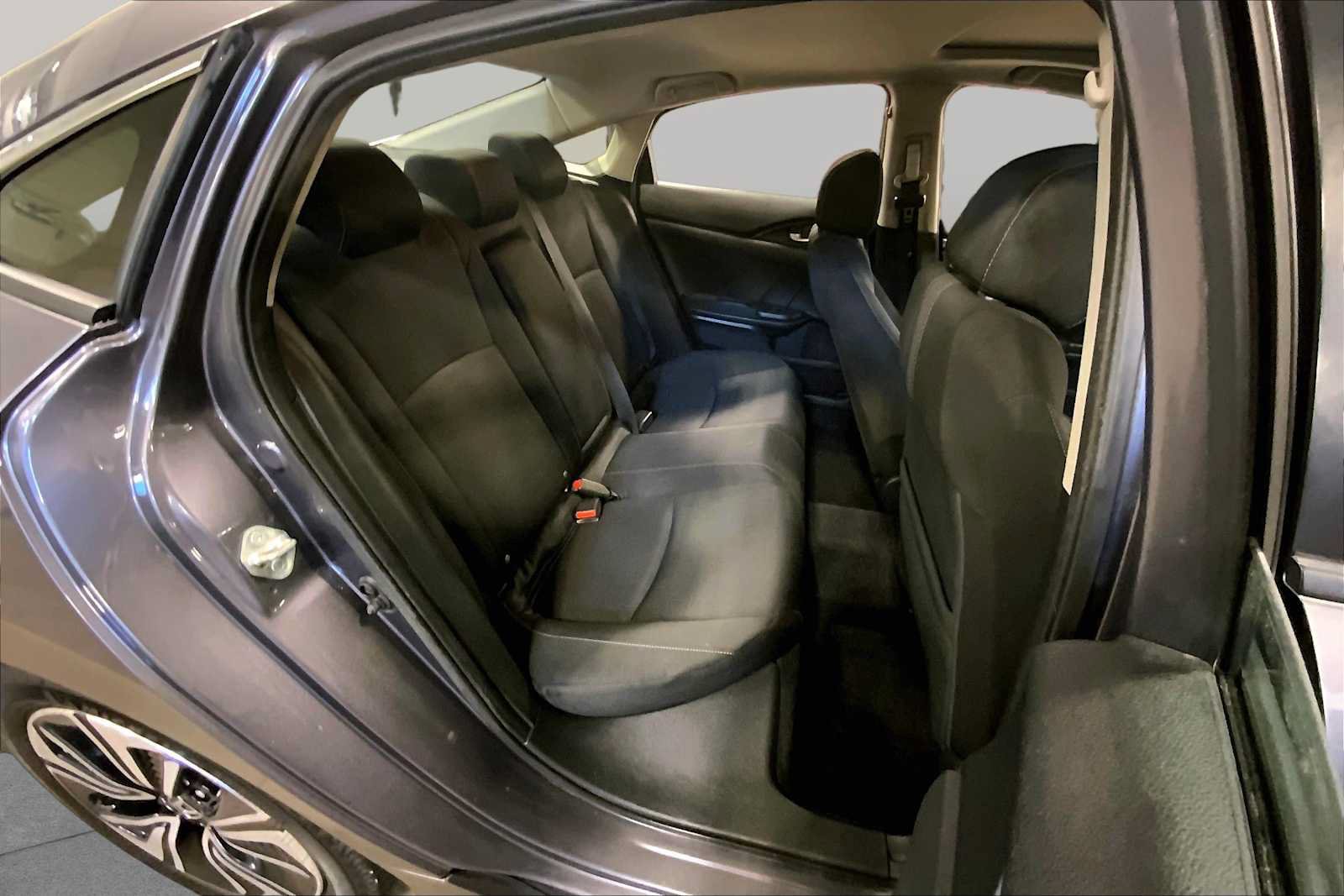 Used 2018 Honda Civic EX-T image 19