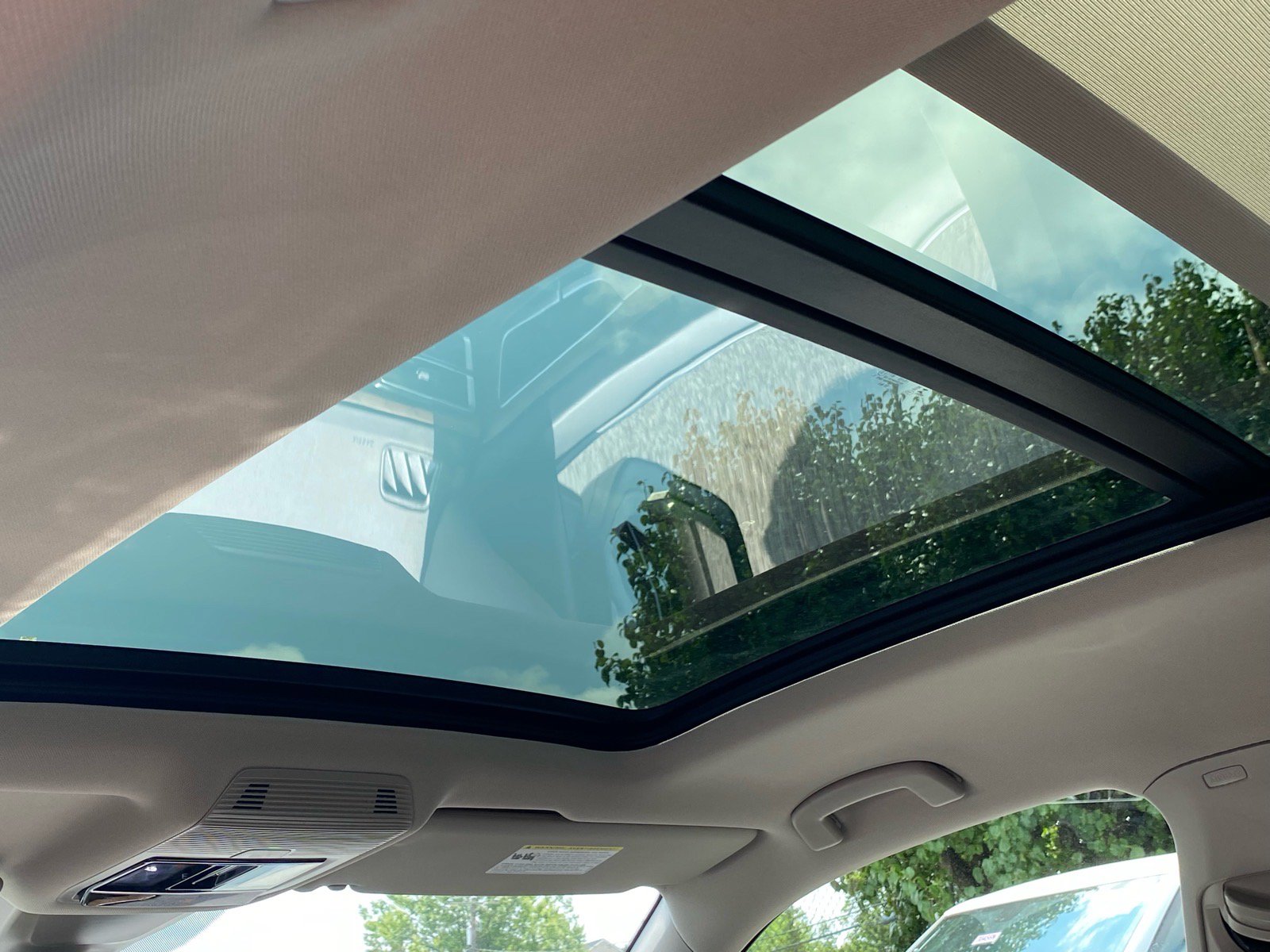 Certified 2026 Volkswagen Atlas SE w/ Panoramic Sunroof Package AWD/4WD image 20