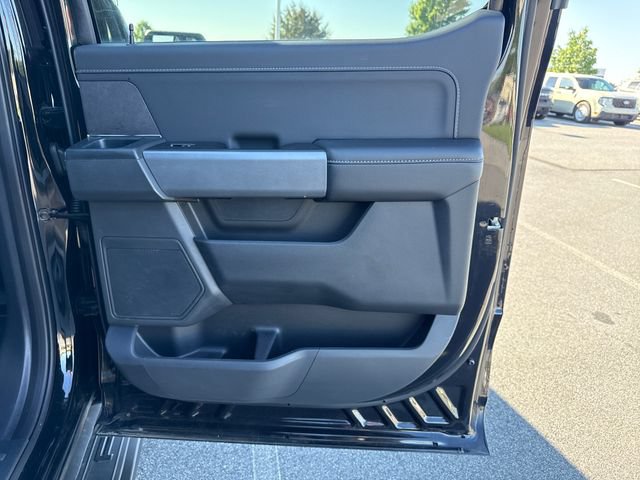 Used 2025 Ford F150 XLT w/ Equipment Group 302A MID AWD/4WD image 16
