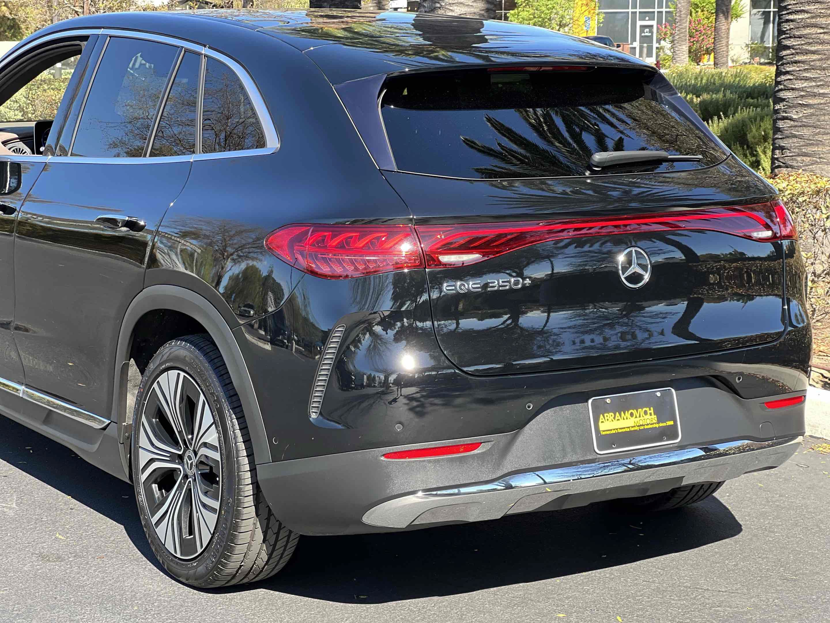 Used 2023 Mercedes-Benz EQE 350+ SUV image 59