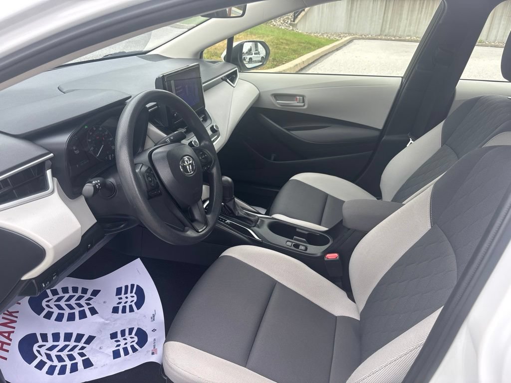 Used 2023 Toyota Corolla LE FWD image 11