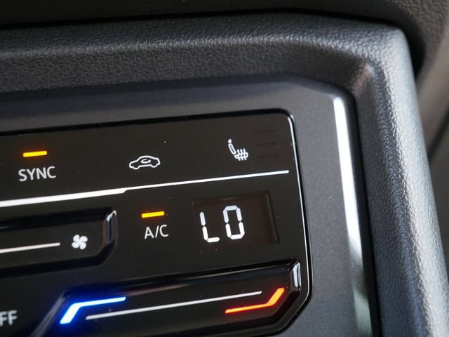 Certified 2024 Volkswagen Tiguan SE AWD/4WD image 35