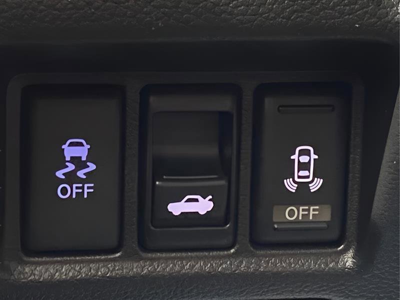 Used 2013 INFINITI G37 x w/ Premium Pkg AWD/4WD image 22