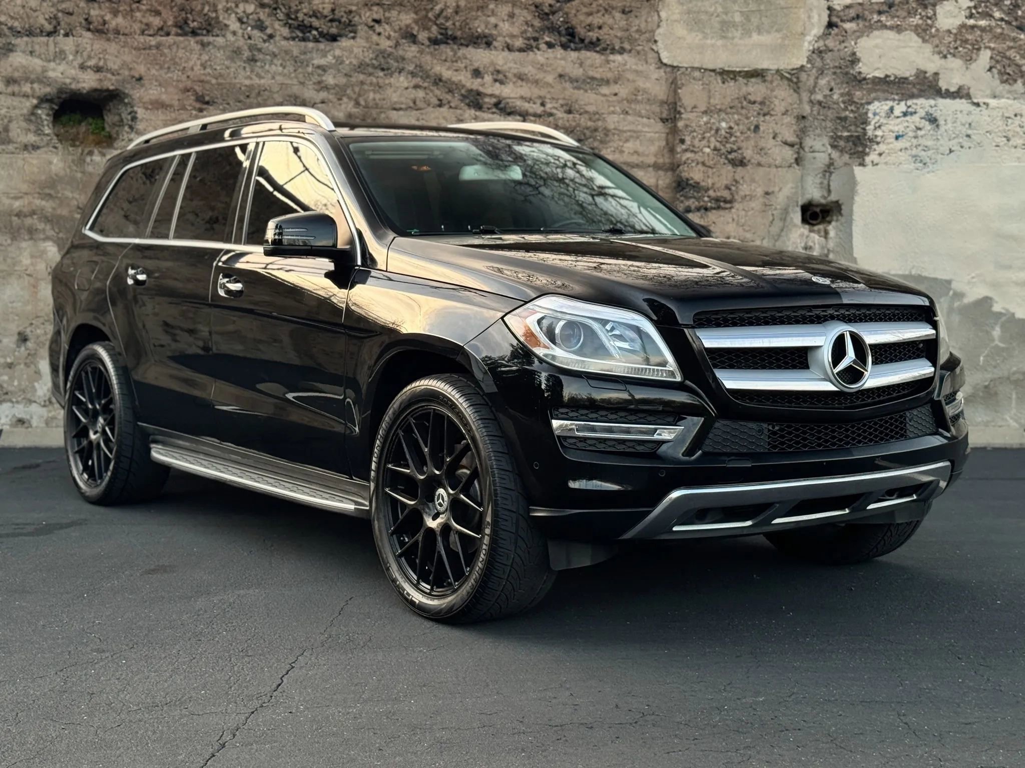 Used 2014 Mercedes-Benz GL 450 4MATIC image 2