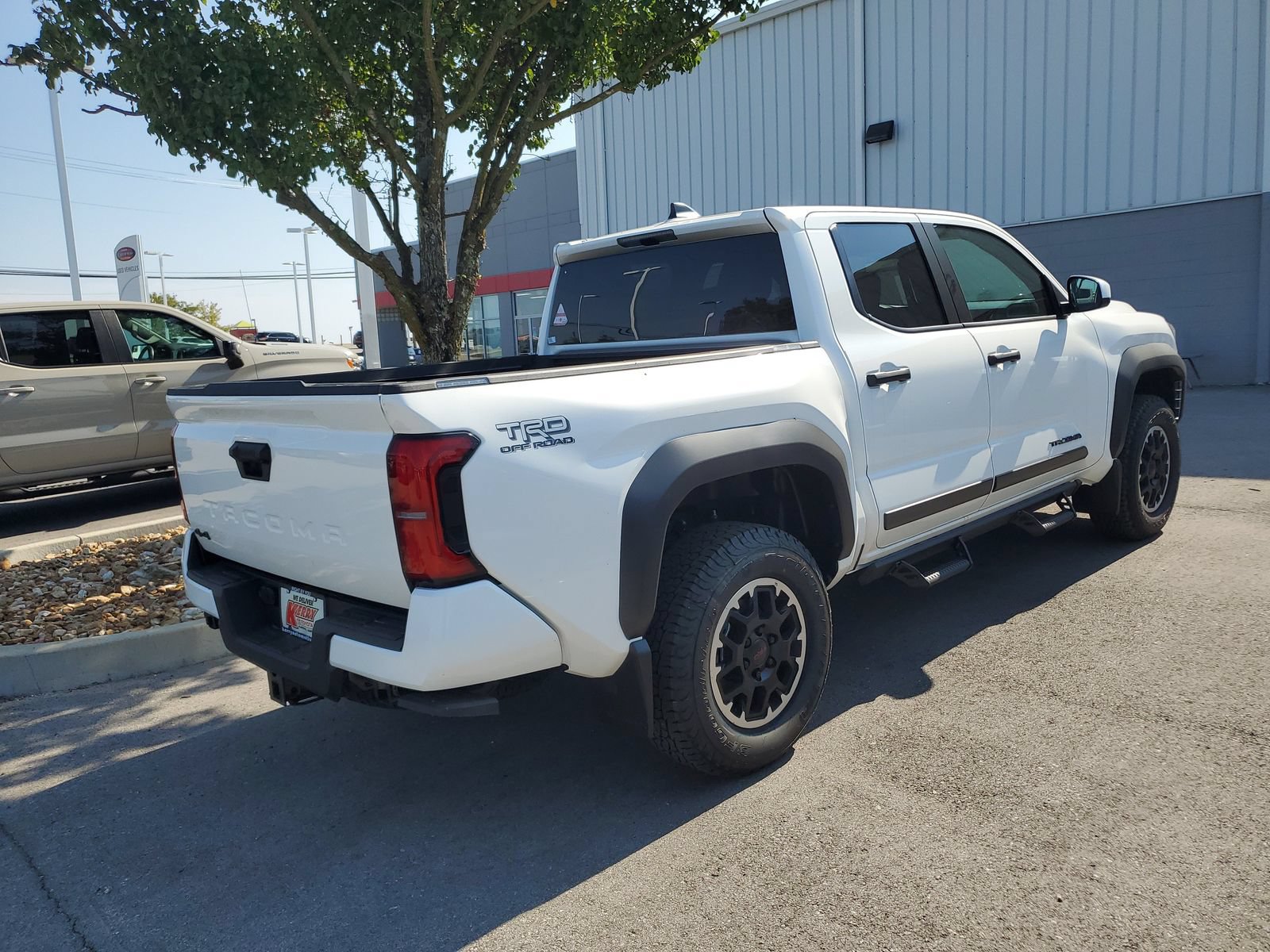 Certified 2026 Toyota Tacoma 4x4 Double Cab image 4