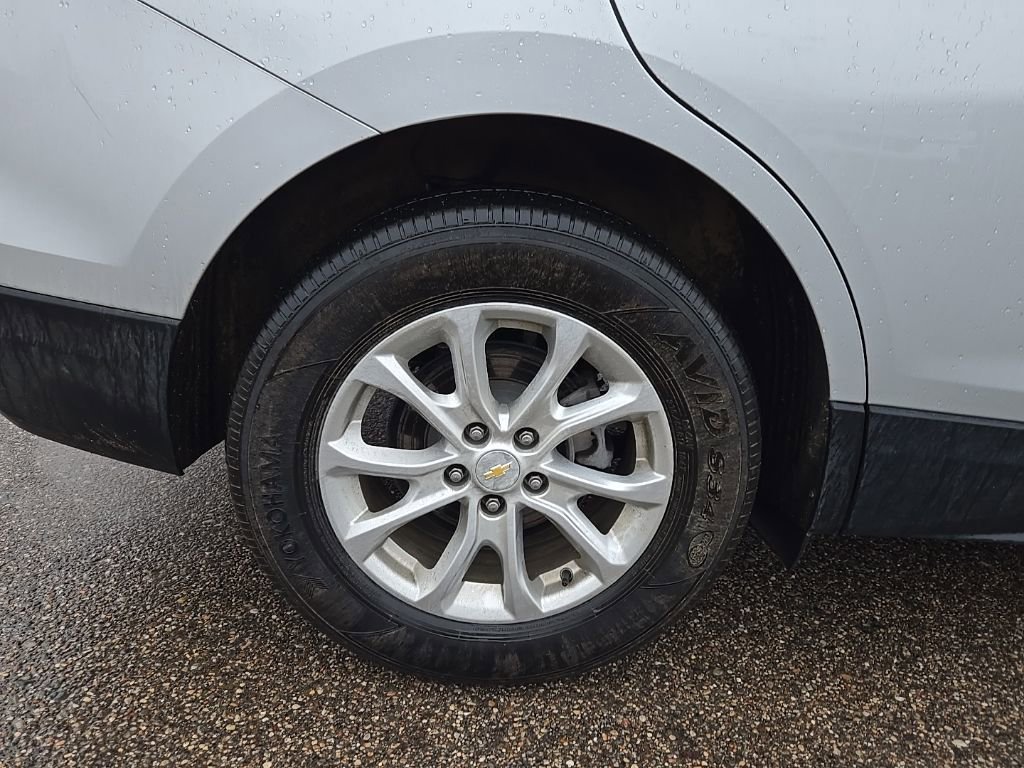 Used 2019 Chevrolet Equinox LT image 18