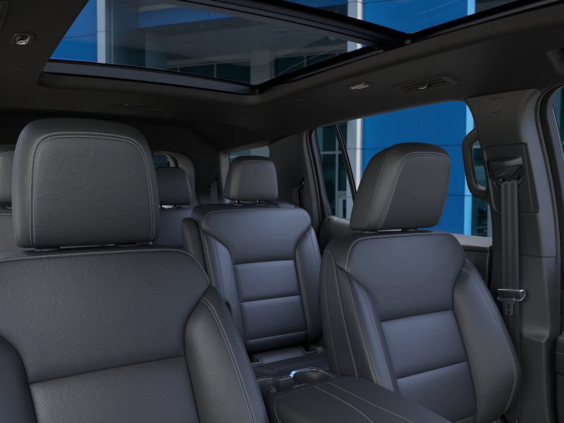 New 2026 Chevrolet Traverse LT w/ Sun and Wheel Package FWD image 24