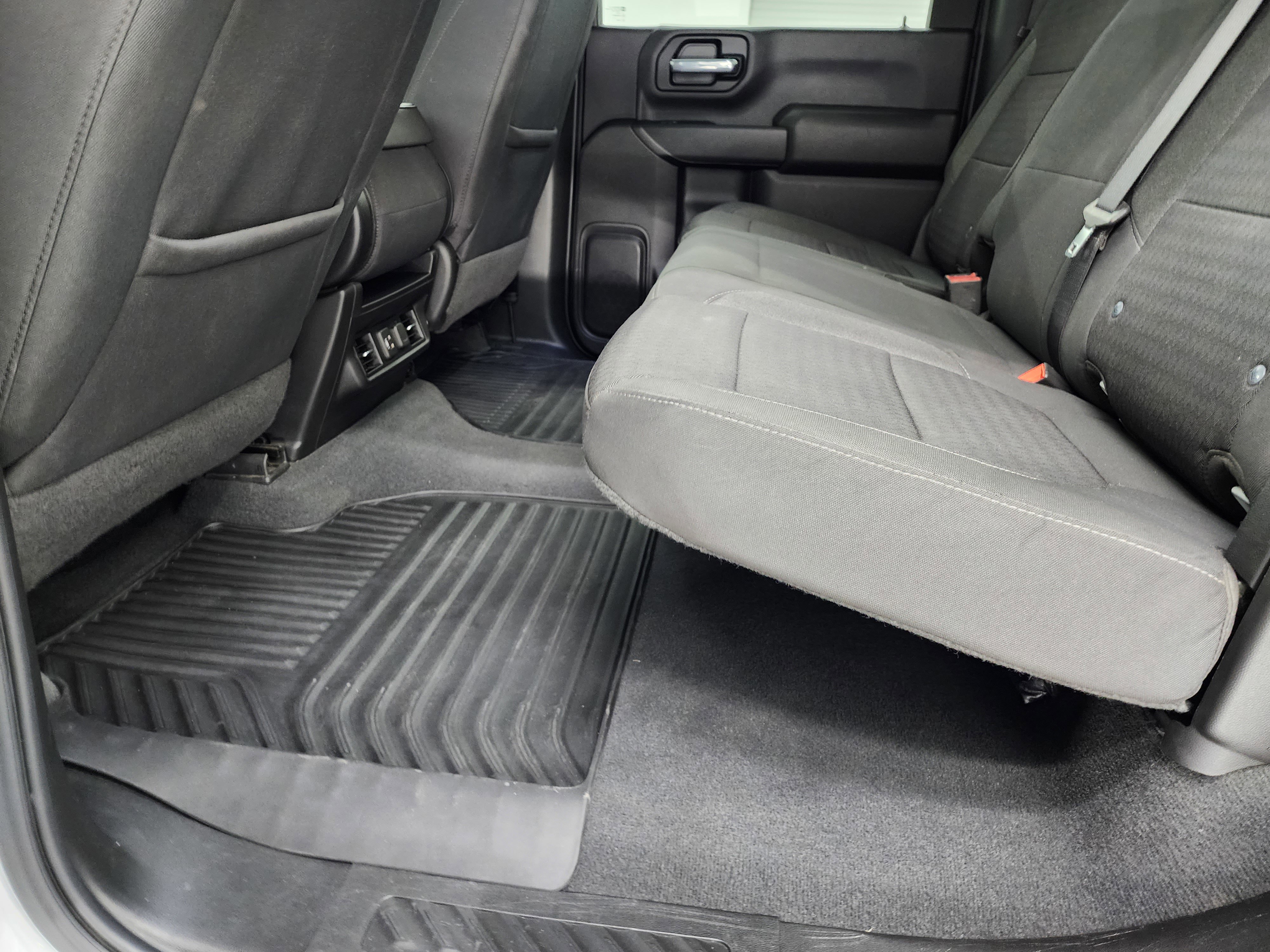 Used 2022 Chevrolet Silverado 2500 LT w/ Convenience Package image 34