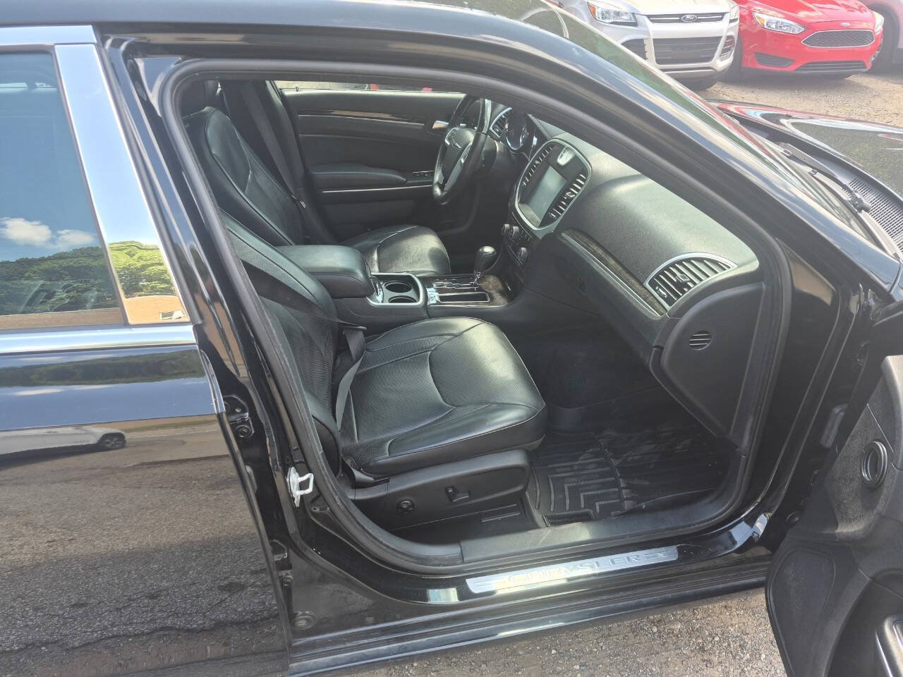 Used 2014 Chrysler 300 C w/ Light Group AWD/4WD image 10