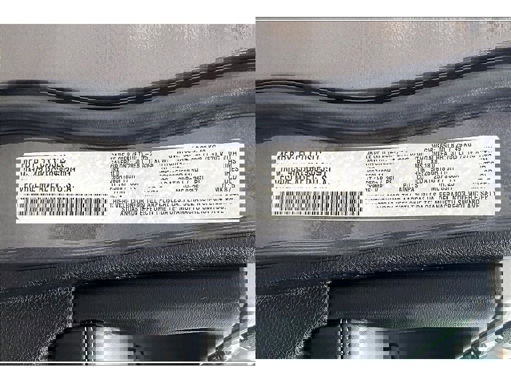 Used 2025 Jeep Grand Cherokee L Limited w/ Luxury Tech Group II image 37