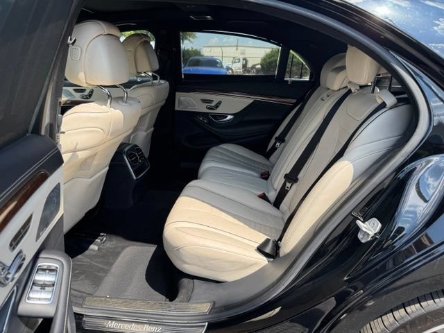 Used 2015 Mercedes-Benz S 550 Sedan image 14