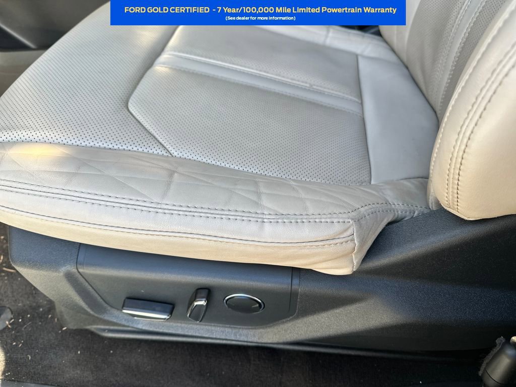 Used 2022 Ford Expedition Platinum image 6