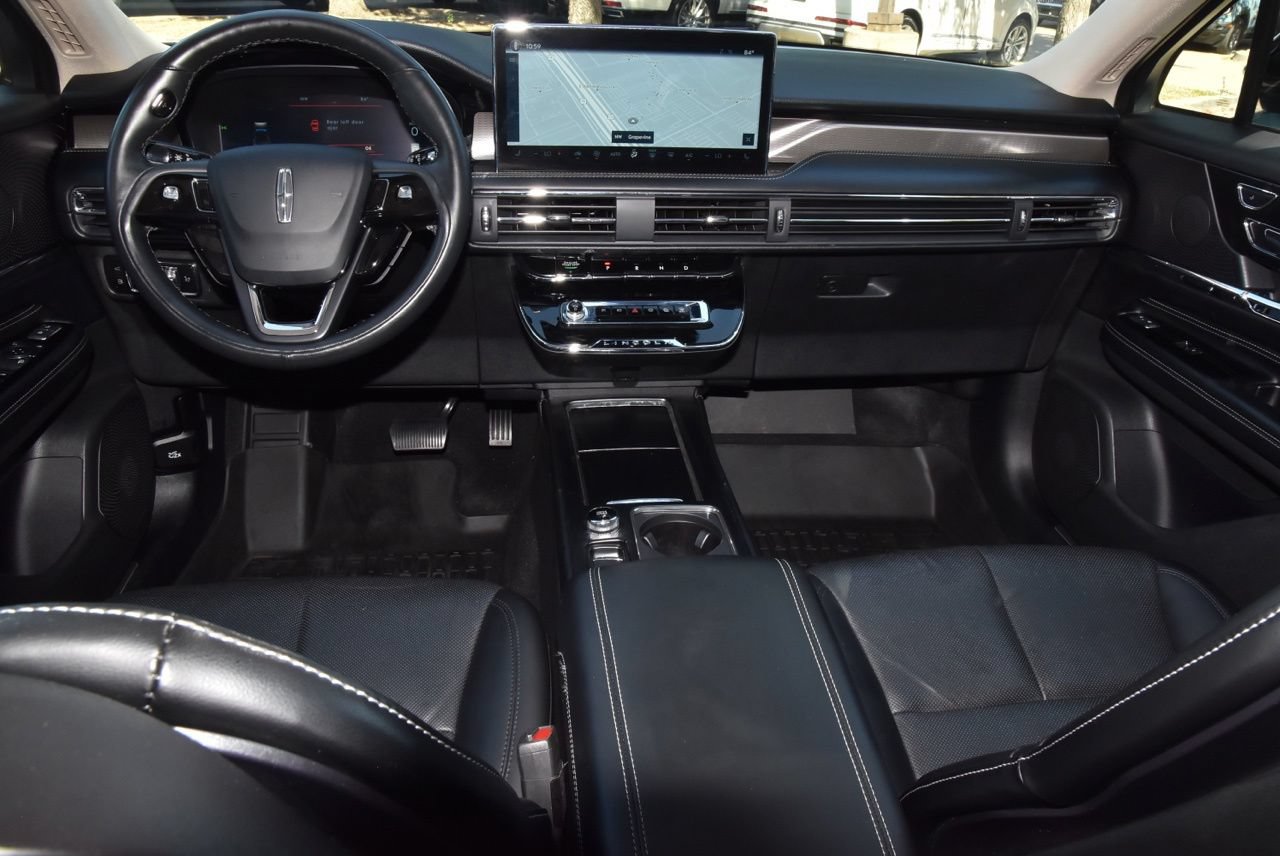 Certified 2024 Lincoln Corsair Grand Touring AWD/4WD image 16