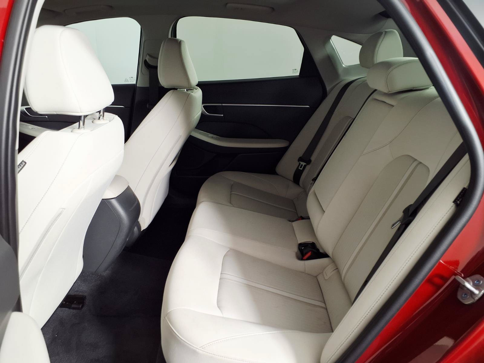 Certified 2025 Hyundai Sonata SEL FWD image 13