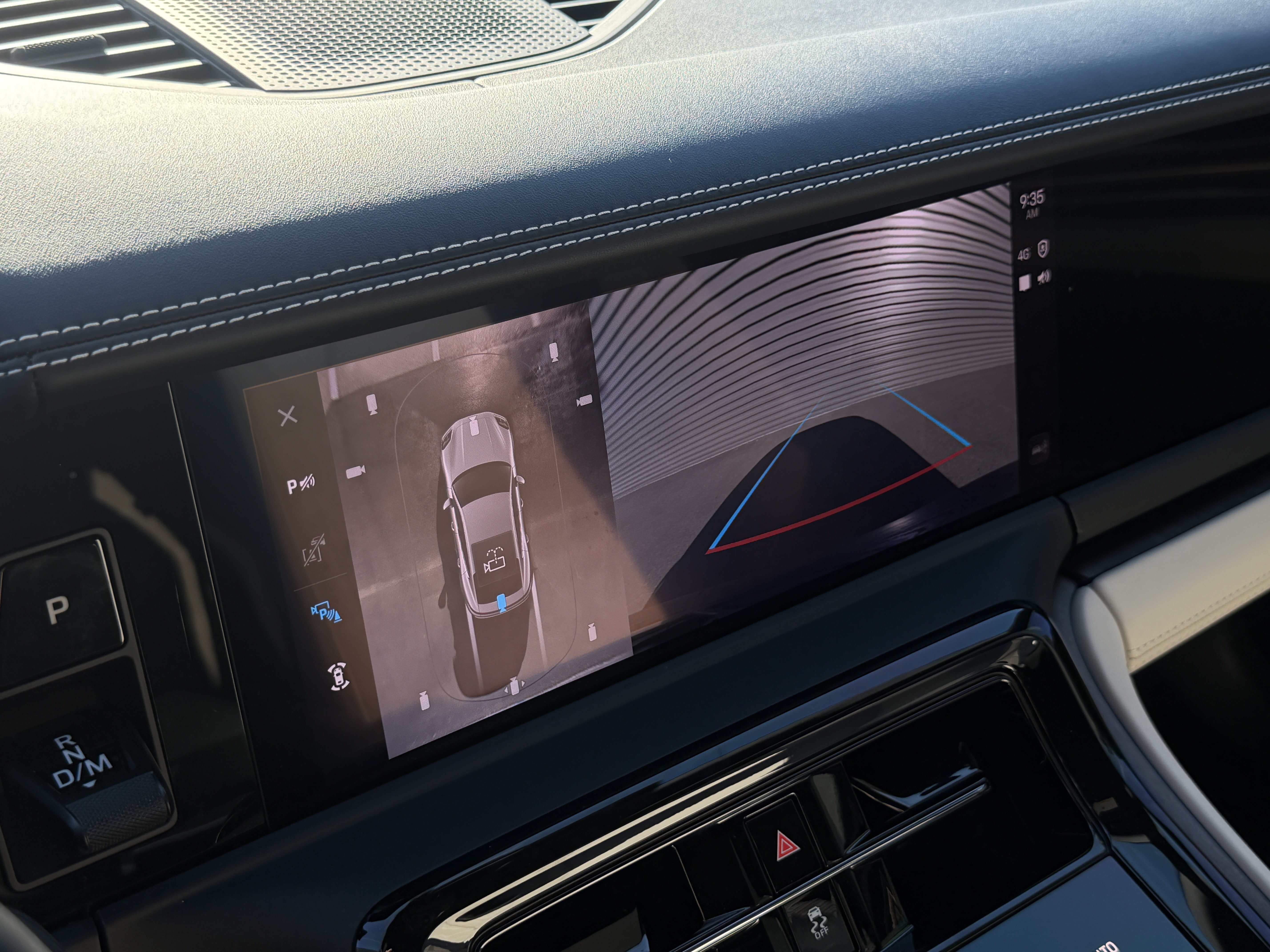 Certified 2024 Porsche Panamera RWD image 25