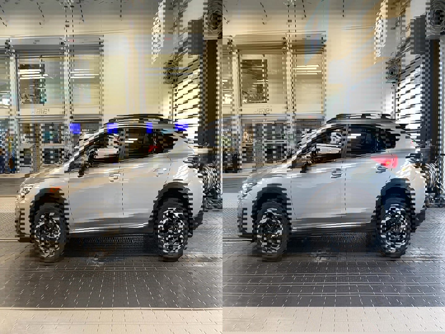 Used 2022 Subaru Crosstrek 2.5i Limited w/ Moonroof Package 2 image 4