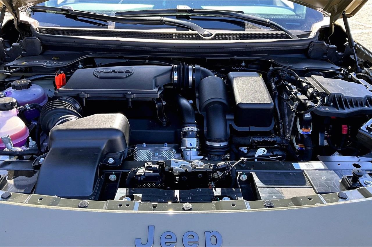 New 2026 Jeep Cherokee Laredo image 34