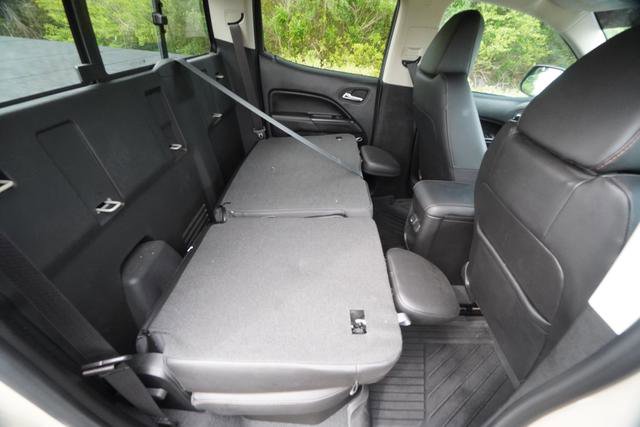 Used 2022 GMC Canyon AT4 w/ Trailering Package image 36