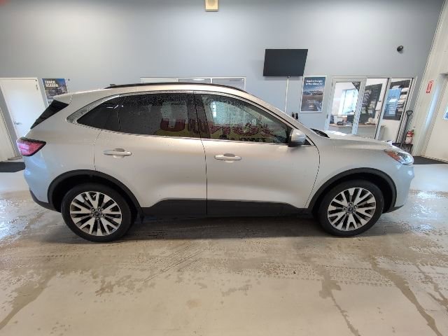 Certified 2020 Ford Escape Titanium AWD/4WD image 6