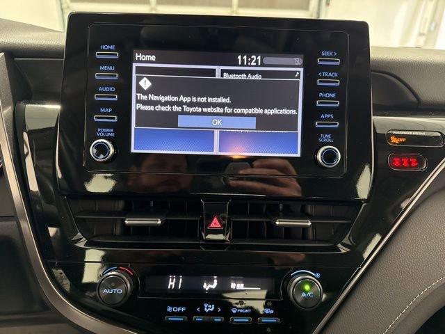 Used 2024 Toyota Camry SE image 12