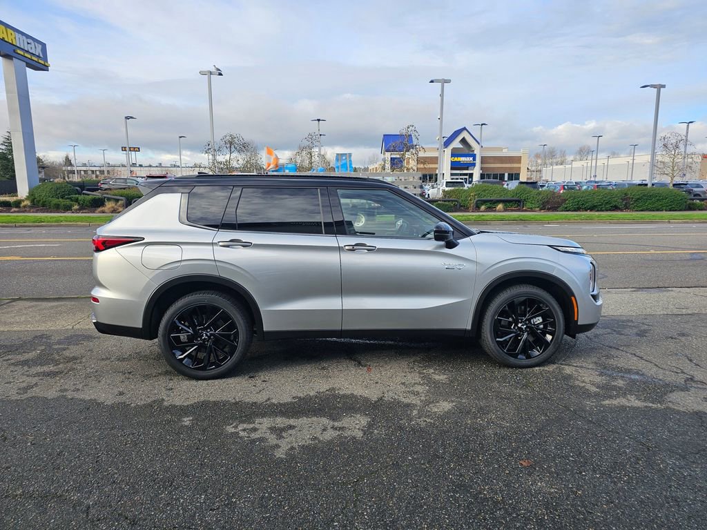 New 2025 Mitsubishi Outlander SEL Black Edition image 4
