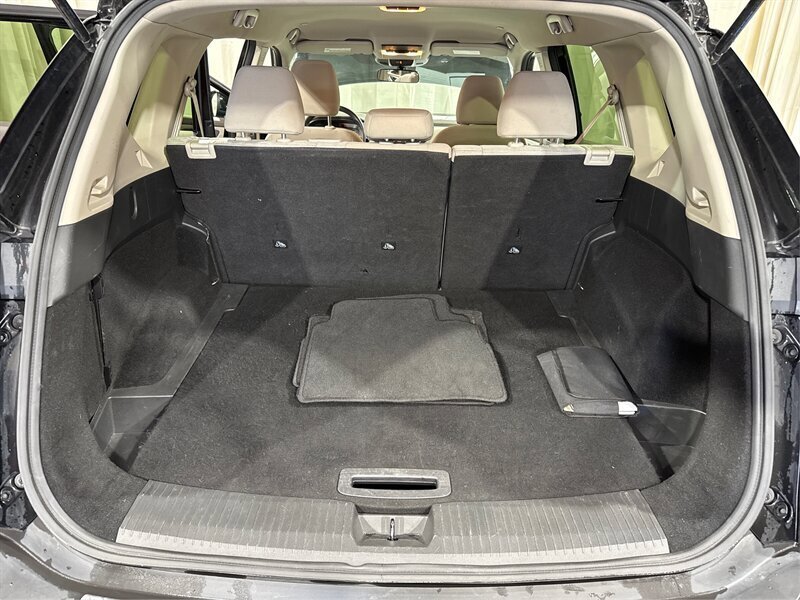 Used 2023 Nissan Rogue SV image 49