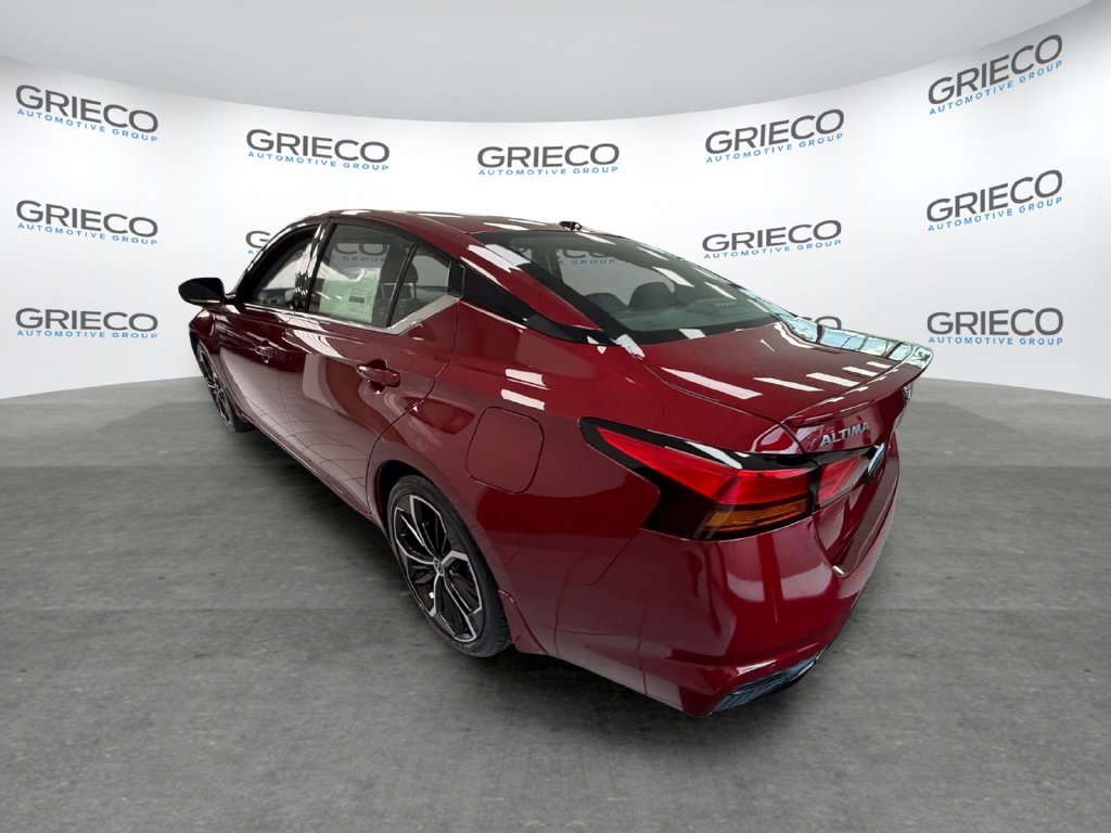 New 2026 Nissan Altima 2.5 SR w/ SR Premium Package FWD image 5