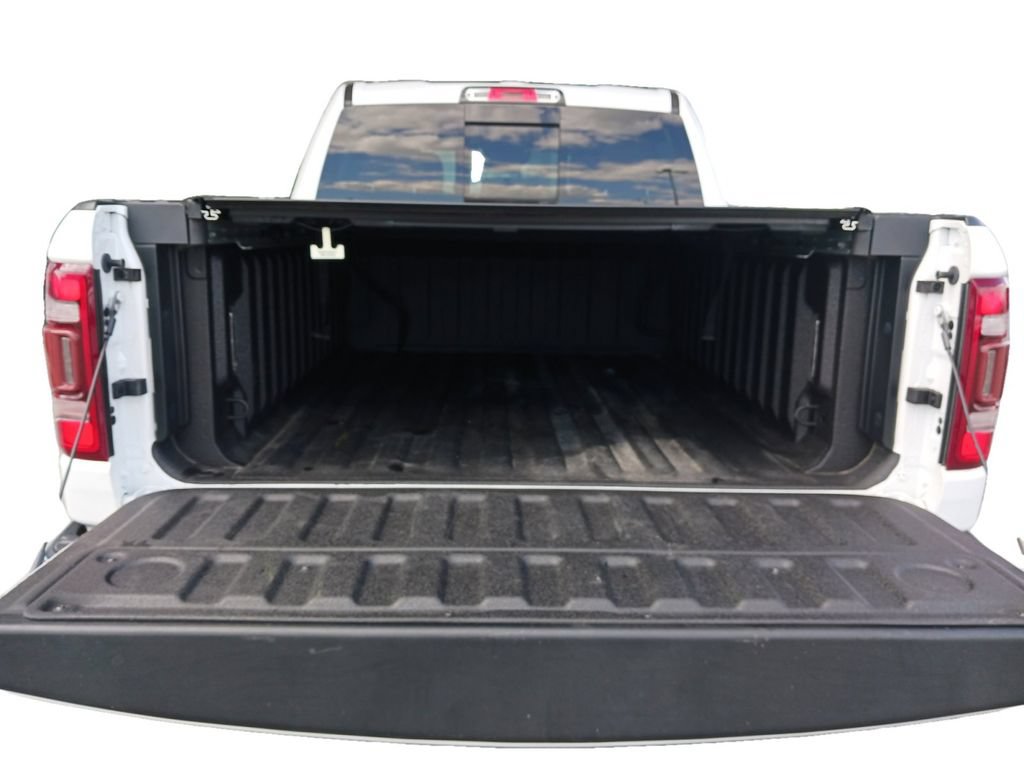 Used 2021 RAM 1500 Laramie AWD/4WD image 13