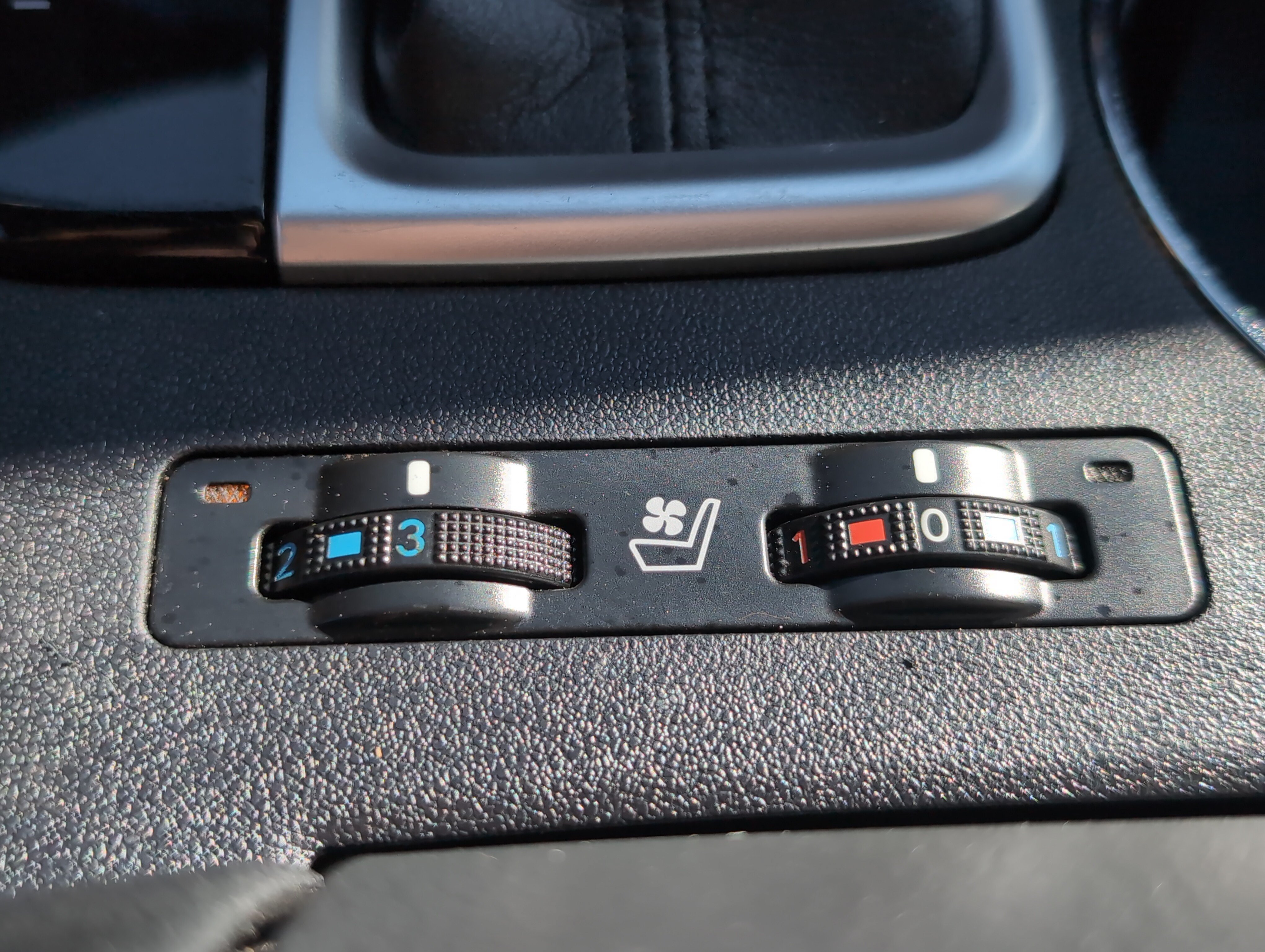 Used 2019 Toyota Highlander Limited Platinum AWD/4WD image 41
