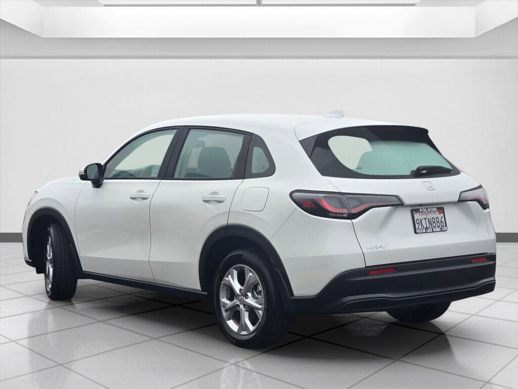 Certified 2024 Honda HR-V LX image 7