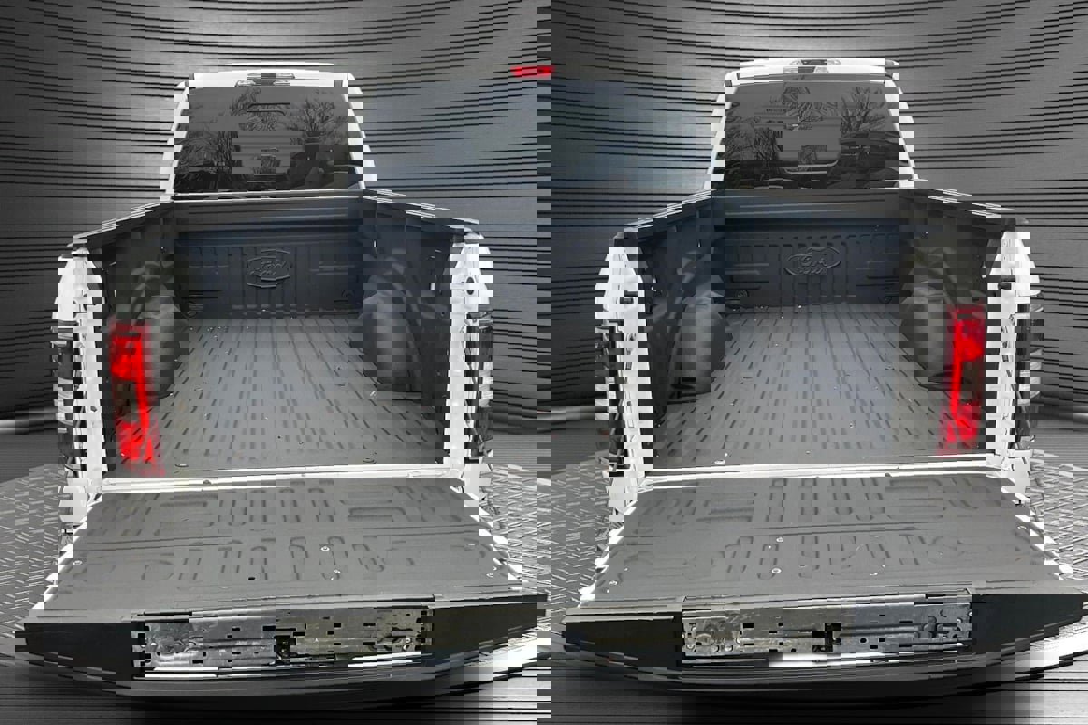 Used 2018 Ford F150 XLT w/ Equipment Group 302A Luxury image 7