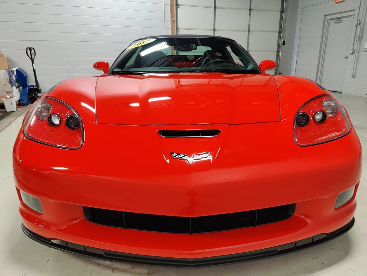 Used 2013 Chevrolet Corvette Grand Sport w/ 3LT Preferred Equipment Group RWD image 3