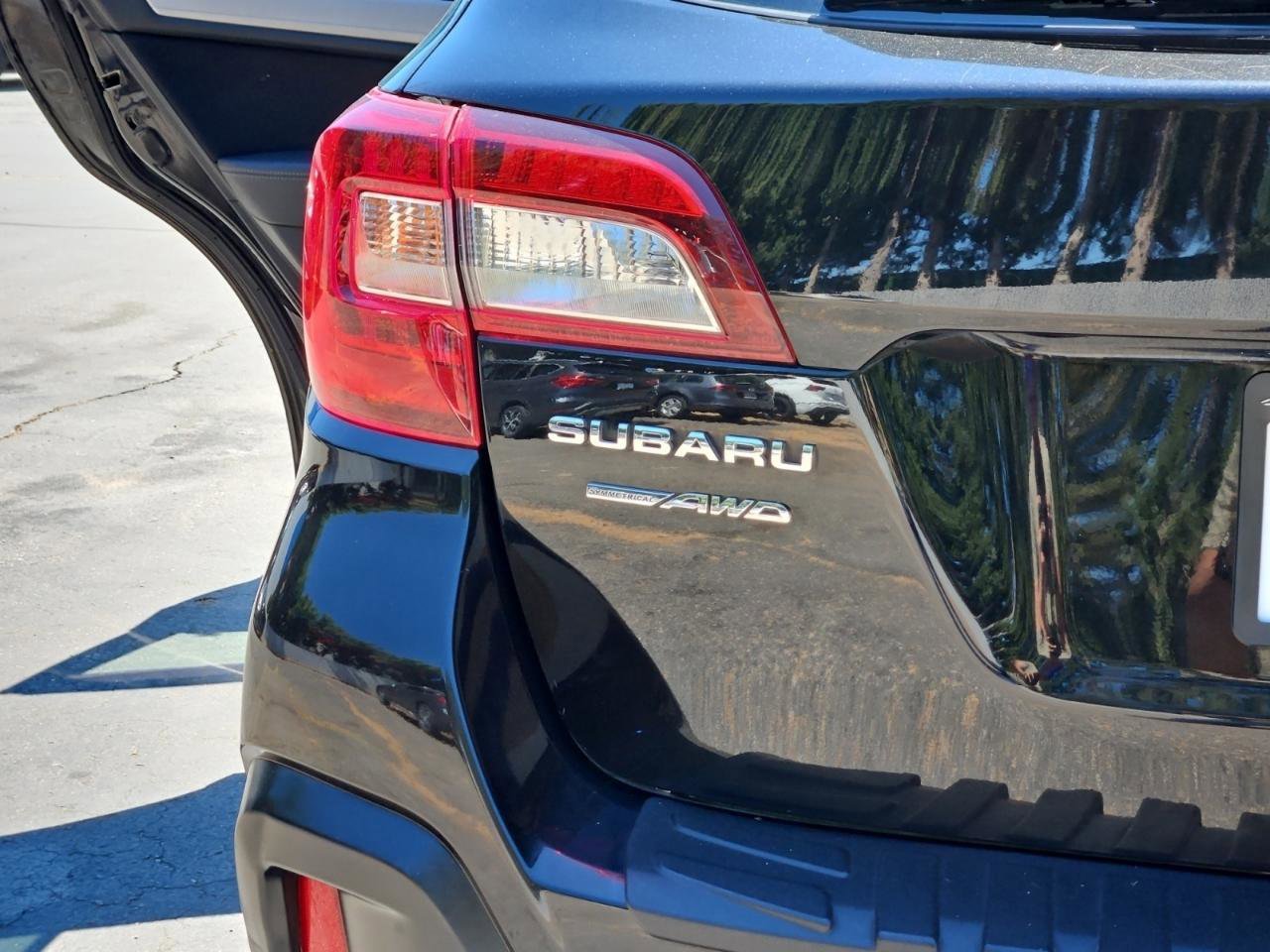 Used 2018 Subaru Outback 2.5i AWD/4WD image 10