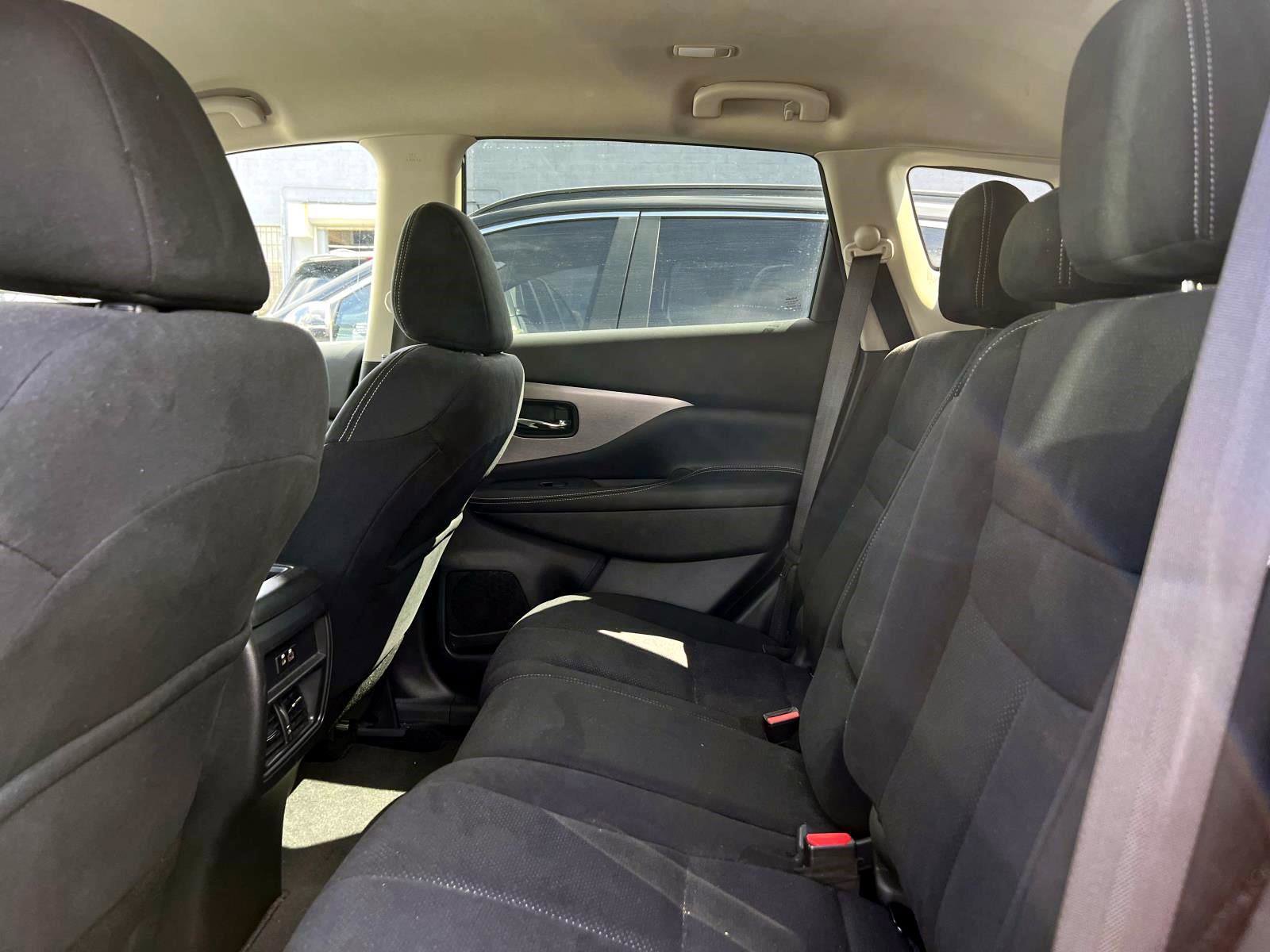 Used 2023 Nissan Murano S AWD/4WD image 10
