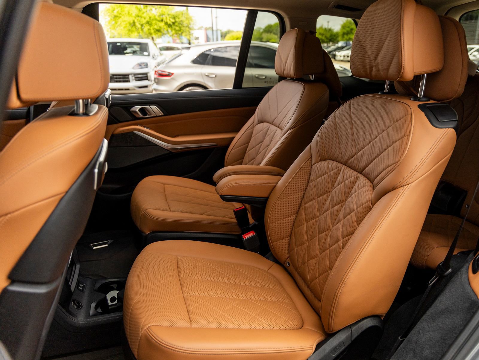 Used 2023 BMW X7 xDrive40i w/ Premium Package image 35